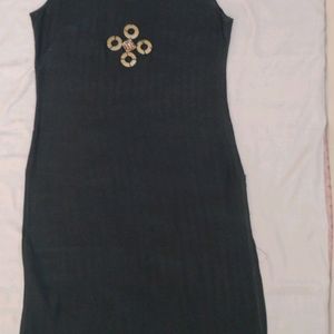 Black Sleevless Kurta