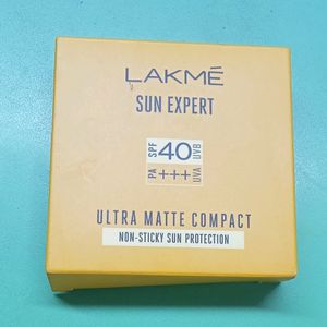 Lakme sunscreen SPF 40