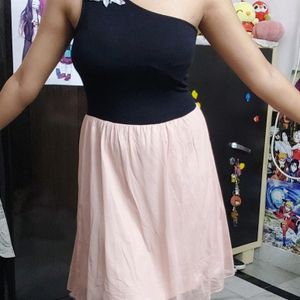 Cute Flower On Shoulder Dress