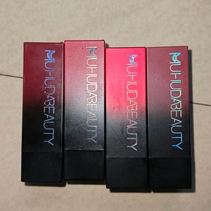 Set of 4 aesthetic lipsticks