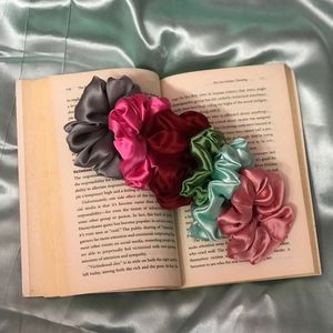 5 Satin Scrunchies