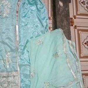 Kurta Set With Dupatta Beutiful Embroidery Work