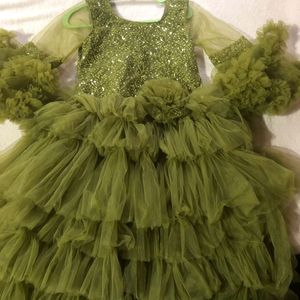 OLIVE GREEN LAYERED DRESS