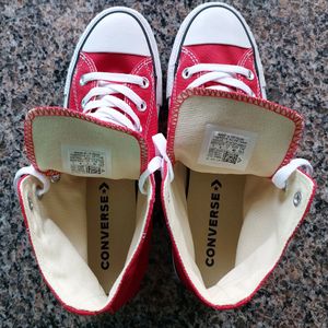 Authentic Brand New Converse Chuck Taylor