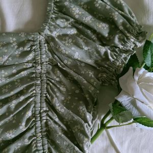 Sage Lily Runched Top XS