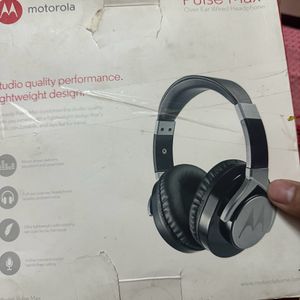 Red Motorola Unused Headphone Pulse Max