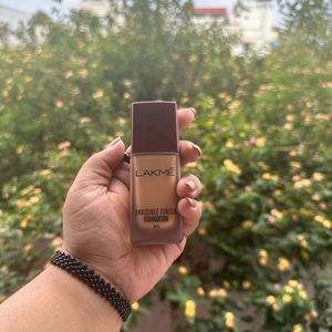 Lakme Invisible Finish Foundation