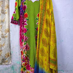 Designer Kurti With Dupatta