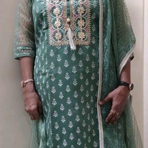 Kurti Set