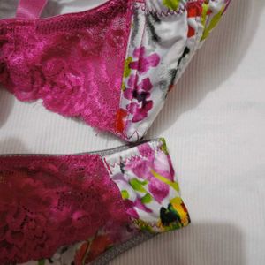 Beutiful Floral Print Bra Panty Set