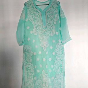 Embroidered Chikankari Kurti