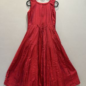 NEERU’S PARTY GOWN MAROON