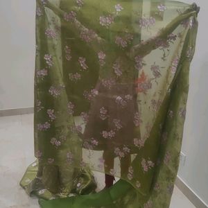 Green Colour Tissue Saree With Blouse Piece