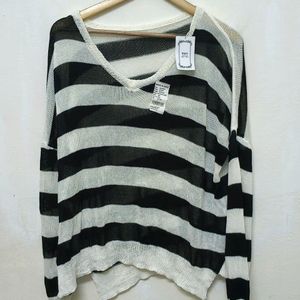 Trendy New Cotton Black And White Top For Women