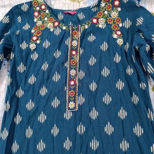 Teal Green Cotton Kurta With Embroidery