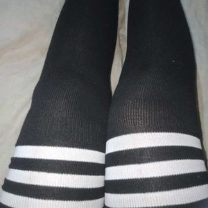 Japanese Thigh High Socks 🧦