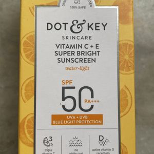 Dot & Key Vitamin C + E Super Bright Sunscreen