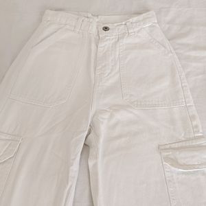 Sale🎉White Cargo Jeans