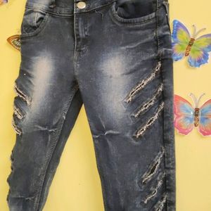 Combo Pack With Top And Torn Jeans