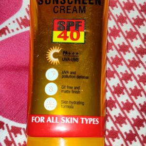 Apollo sunscreen SPF 40