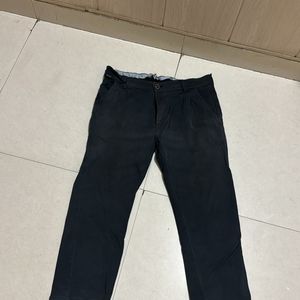 Navy Denim Jean In Good Condition