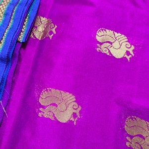 Women Magenta Saree