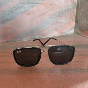 Ray Ban Sunglasses 🕶️ Awesome Condition