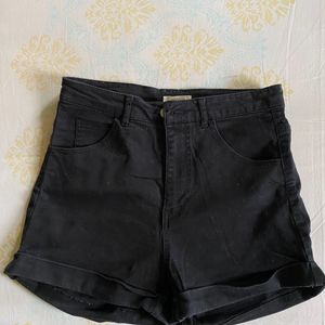 H&M Black Shorts