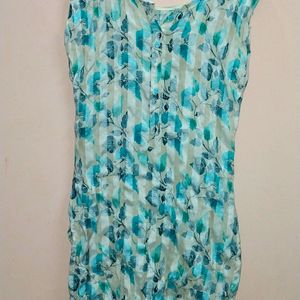 Sleeveless Straight Kurti