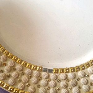 METAL ROUND EMBELLISHED TRAYS - SET OF 2