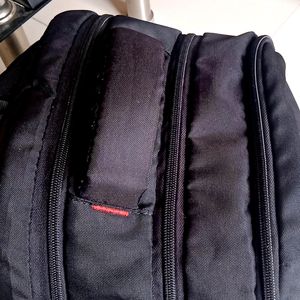 Safari Nirvana Black Laptop Bag/Backpack