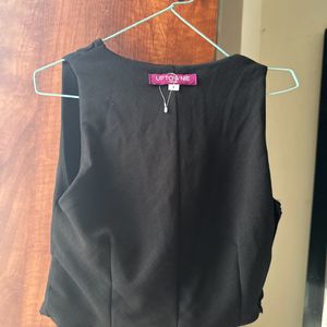 Black Front Knot Top