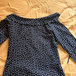 Cute Boat Neck Polka Dot Top With 3/4th Sleeve