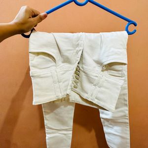 High Waist Jeans Unused ( Without Tag)