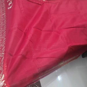 **Grand New Amazing Saree With Blouse Attached**