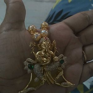 Tiger nail With Pearl Cap Mala Ganesh Pendant