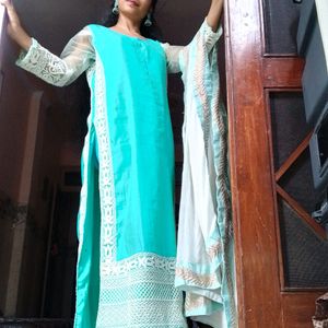 Hania Amer Pakistani Kurta And Duppta Set