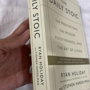 The Daily Stoic By Ryan Holiday&Stephen Hanselman