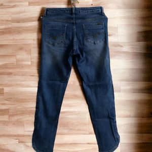 Blue Jeans Slim Fit