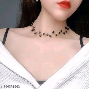 Sizzling Glittering Women Necklaces & Chains