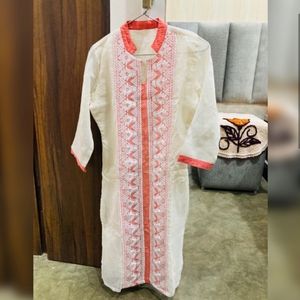 Kurta With Thread Work For Women