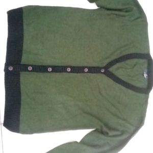 Sweater Green Unused