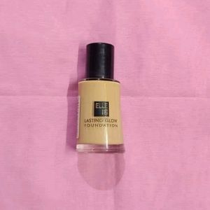 Elle 18 Shell Shade Foundation