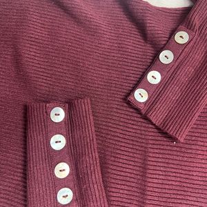 ONLY Burgundy Top