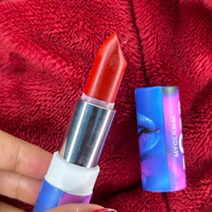 MyGlamm Pose HD Lipstick Red