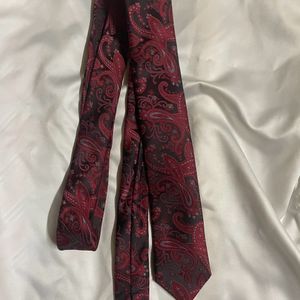 Red Paisley Print Necktie