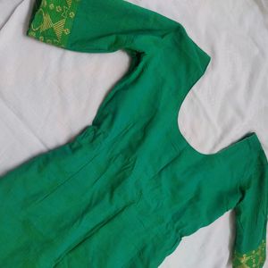 GREEN KURTA