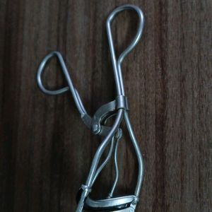 Eyelash Curler