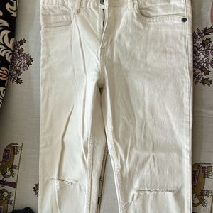 White Jeans Branded