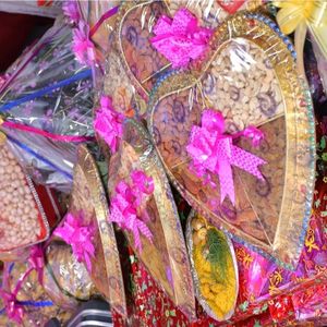 Heart-shaped Tray for Dry Fruits & Chocolates